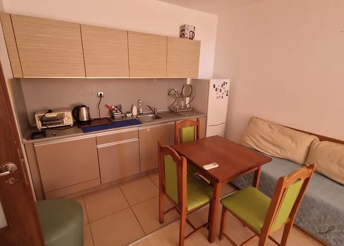 Pontica דירה צ'רנומורץ